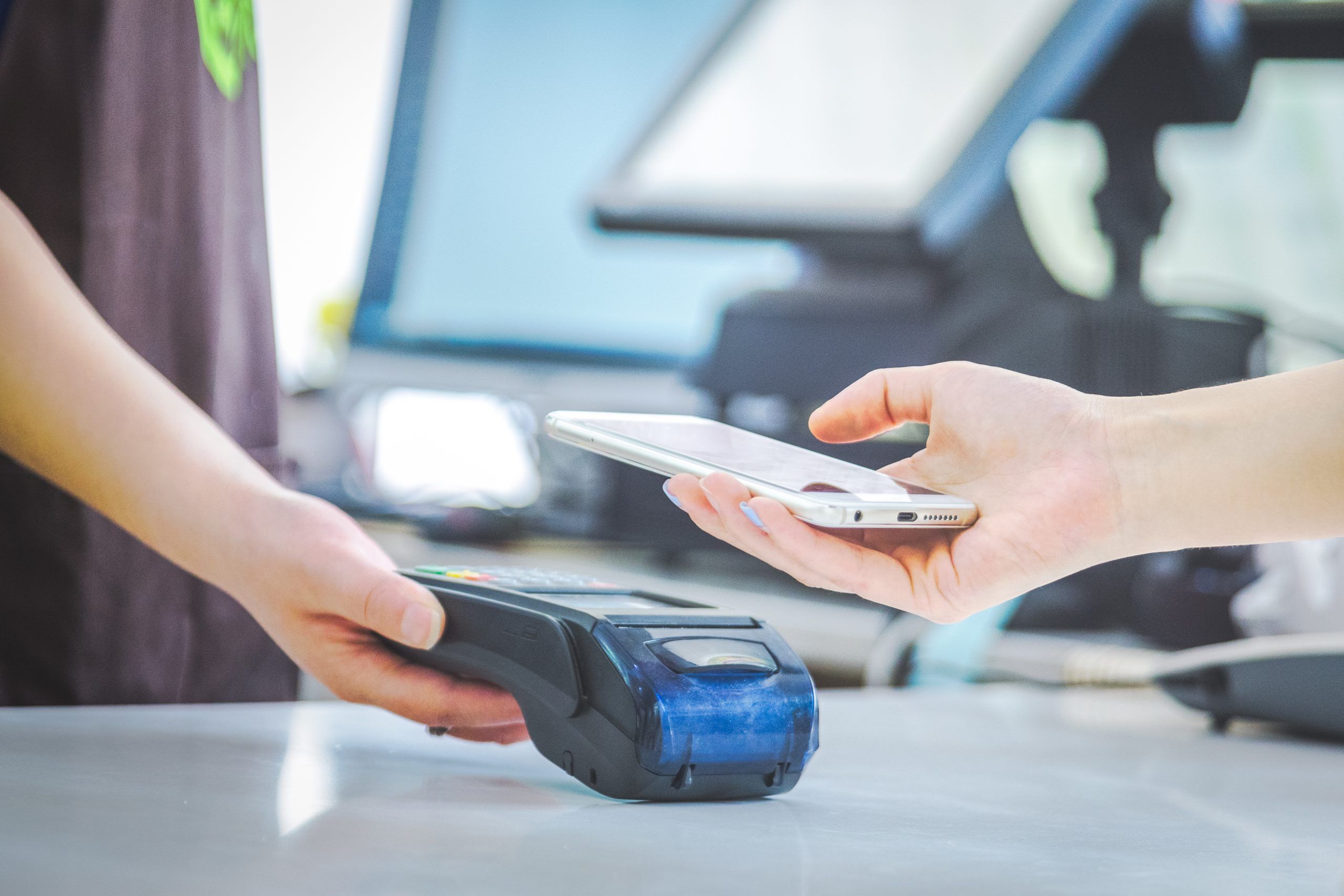 Ventajas y Desventajas de los Botones de Pago en Ecuador: Datafast, Nuvei, Payphone y Paypal