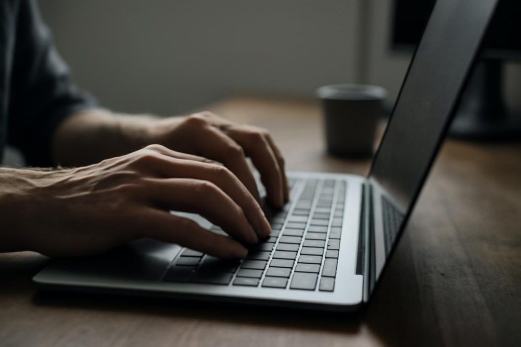 Páginas web para empresas: qué pasa cuando tu sitio no está adaptado para el celular